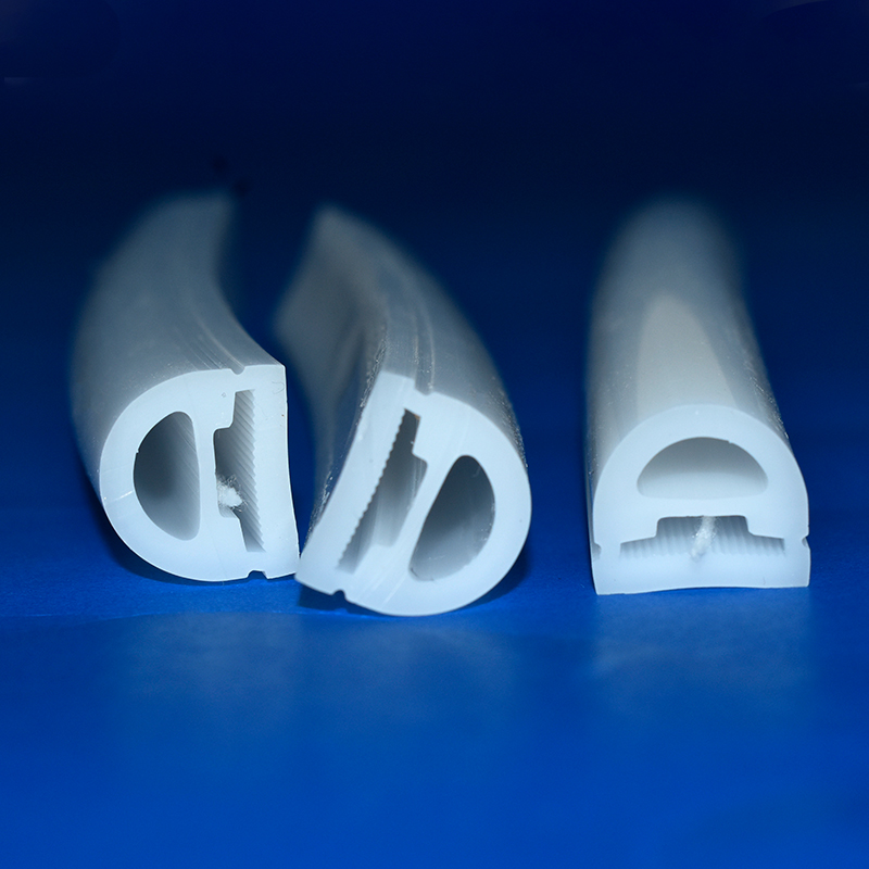 1513 Double-Hole Arc Surface 180 Degree Emitting